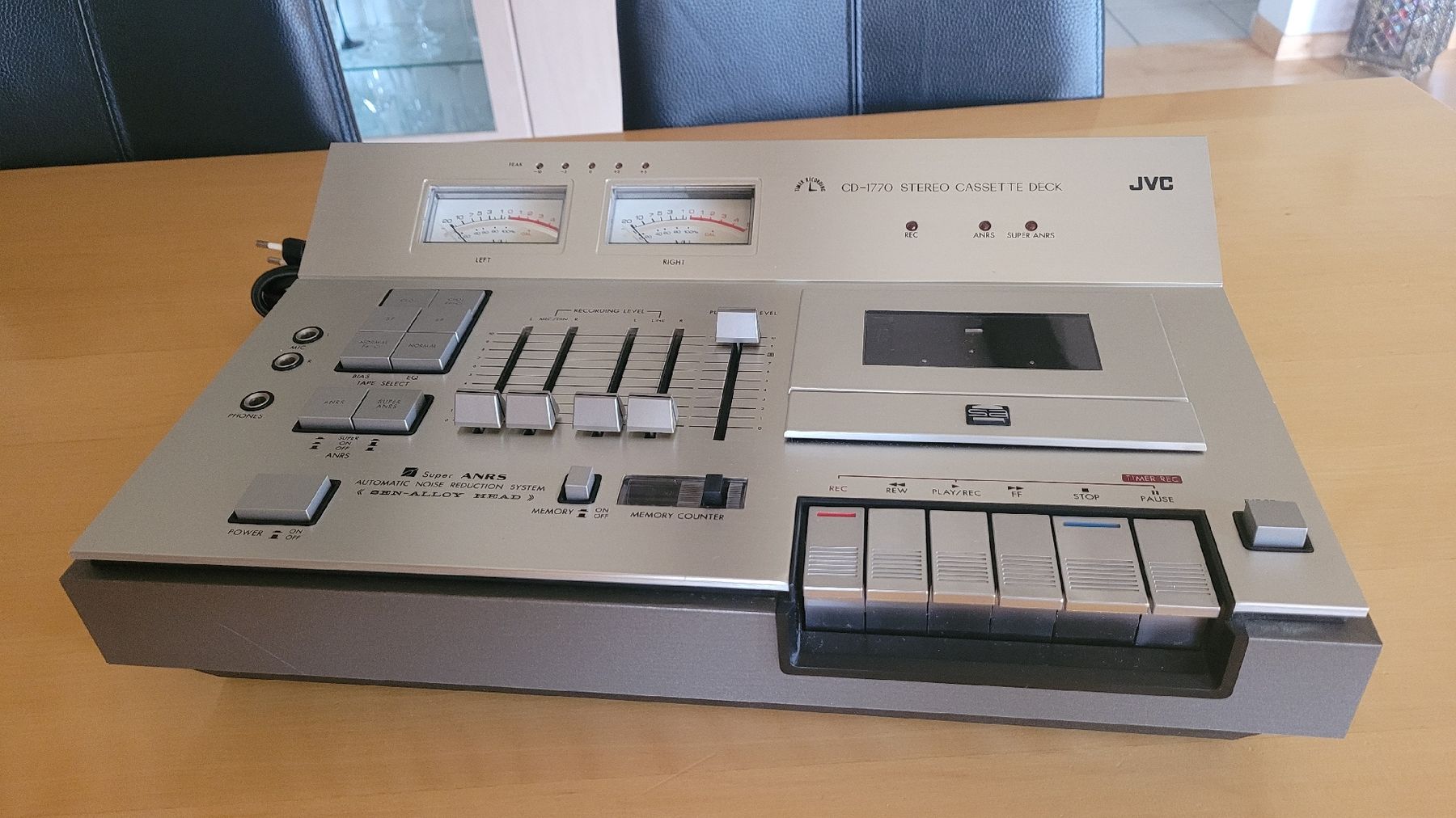 JVC Registratori: JVC CD-1770, Kassettendeck – Usato da Kirchdorf BE venduto da Swiss-Pickers 1