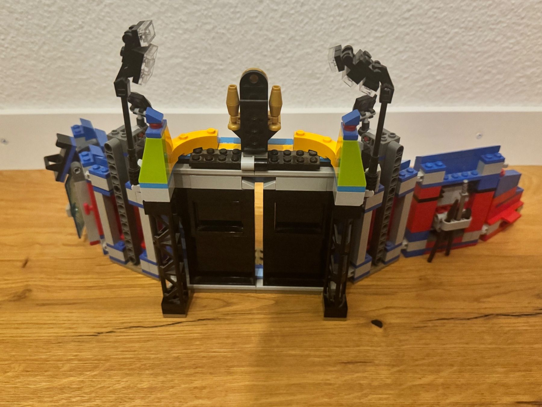Lego Kit di costruzioni: LEGO Marvel - 76088 Thor vs. Hulk Arena Kampf – Usato da Rorschacherberg venduto da LIAMTHEHERO 3