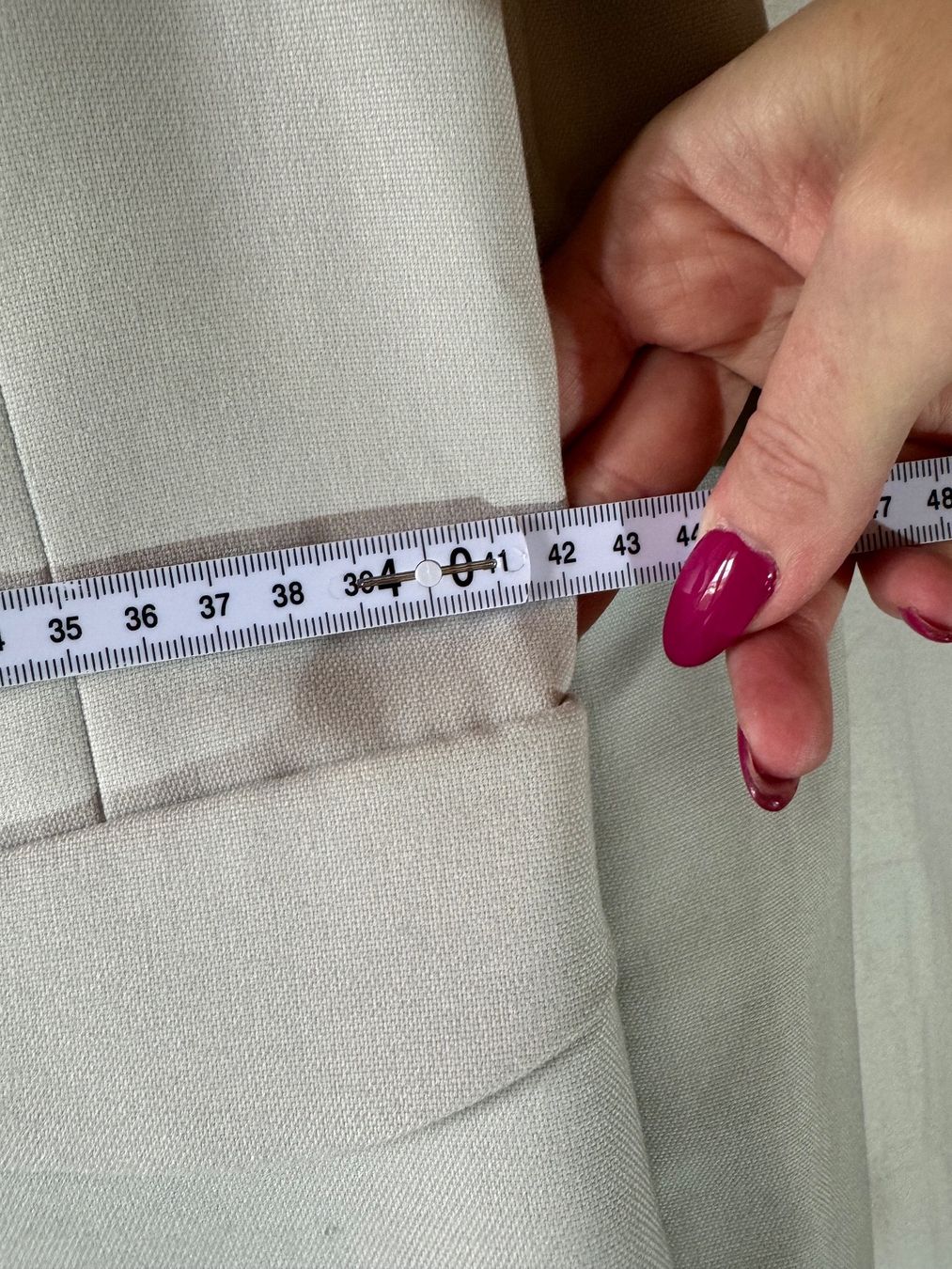 H&M Giacche: Hellgrauer Blazer von H&M Gr. 40 – Usato da Grosswangen venduto da second_hand_dress 7