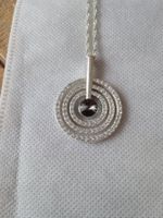 Collier avec pendentif