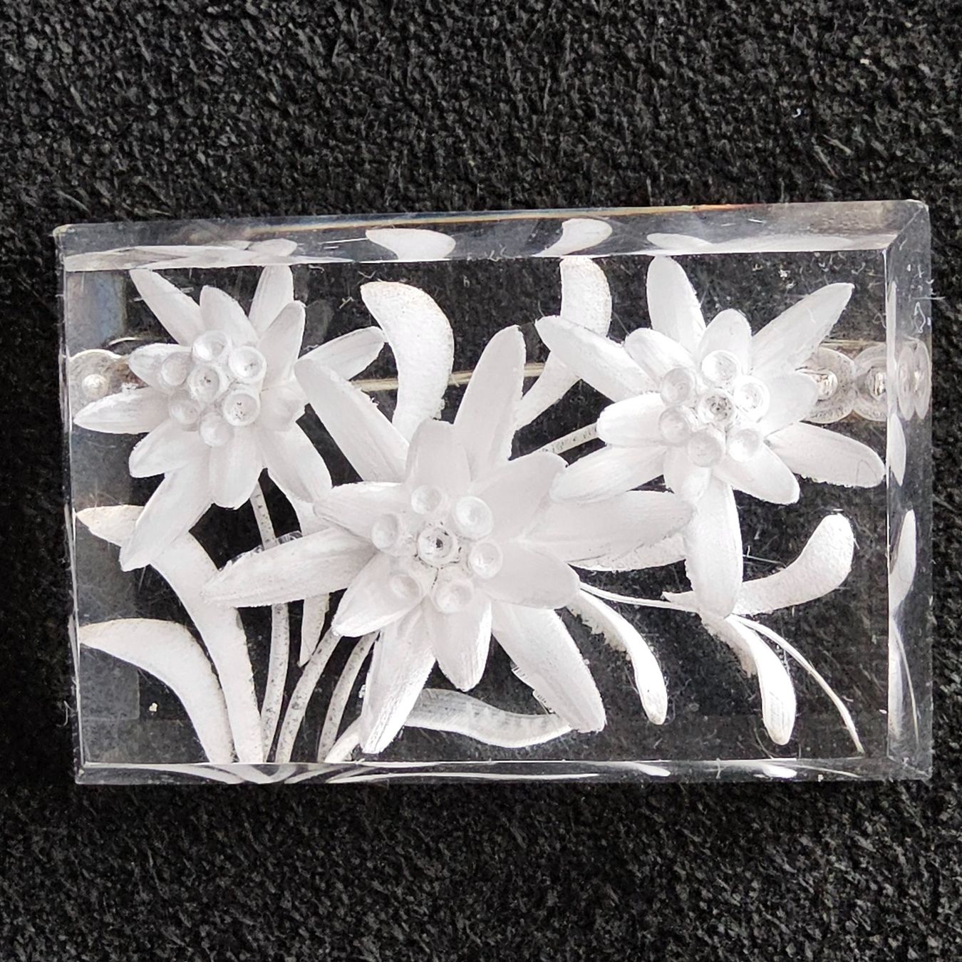 Broschen & Nadeln: Alte 1940er Jahre Brosche Edelweiss – Gebraucht aus Zürich von gutsan