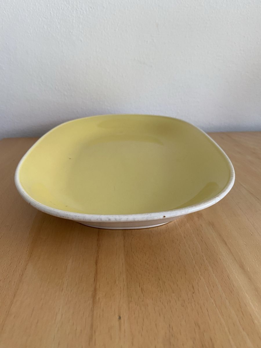 Rössler Piatti di portata: Rössler Platte pastellgelb Grösse 32 – Usato da Schwarzenburg venduto da Michellu 1