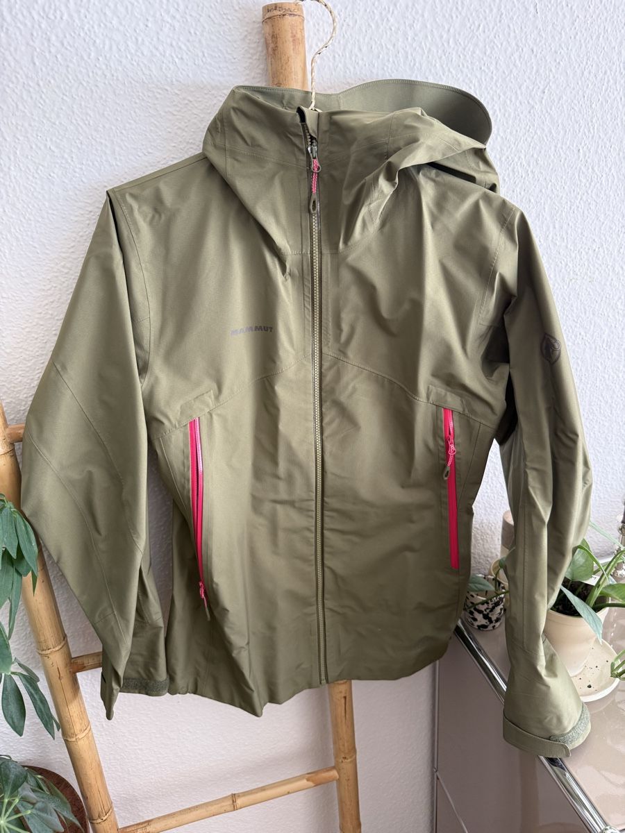 Mammut Giacche: Regenjacke Mammut Gr. S – Nuovo (secondo la descrizione) da Meilen venduto da NHirs96