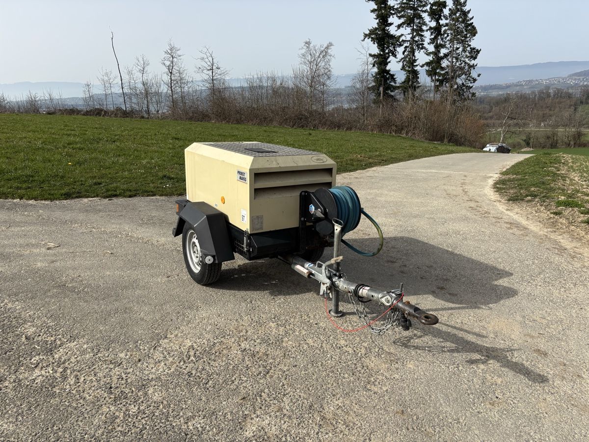 Compressori: Baukompressor 2000 l/min – Usato da Courgevaux venduto da Querly 1