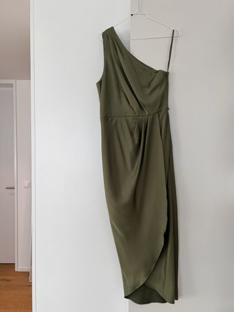 Ted Baker Kleid (One-Shoulder, olivgrün, Gr. 3)