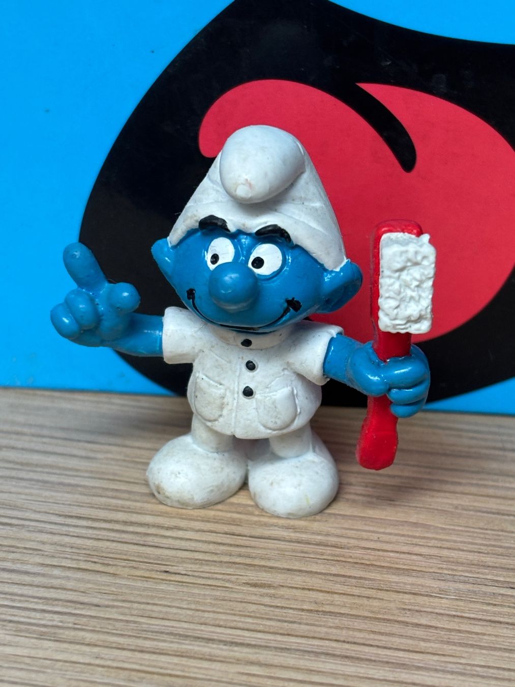 Schleich Statuette: Zahnarzt-Schlumpf – Usato da Lyss venduto da Duckszone