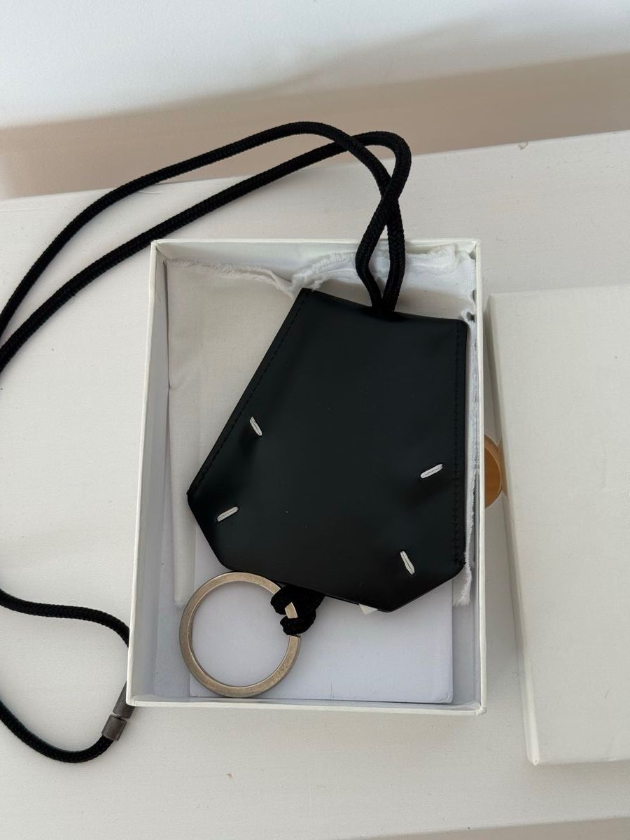 Portachiavi: Maison Margiela Keyring NEW – Nuovo (secondo la descrizione) da Zürich venduto da ljjud 1
