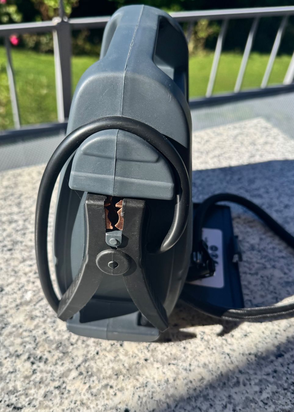 Caricabatterie: Cartrend Profi Power Station 12V mit Kompressor – Usato da Stäfa venduto da snm52 4