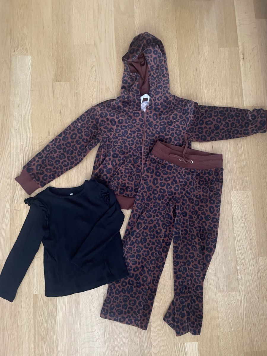 H&M Kleiderpakete & -sets: Kleiderset 2-4 H&M – Gebraucht aus Obernau von Duplomin
