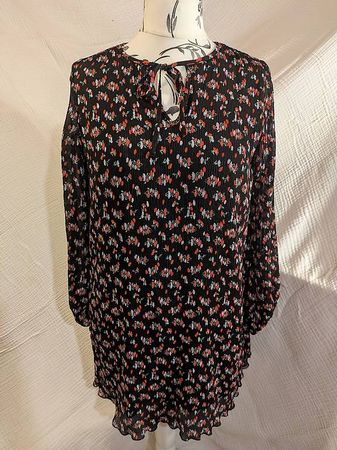 Langärmliges Kleid von EDITED, Grösse 36