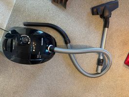 Staubsauger Siemens Z 3.0 Power Edition 2400W mit Aufsätzen
