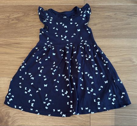 Kleid marineblau Schmetterlinge Grösse 98-104