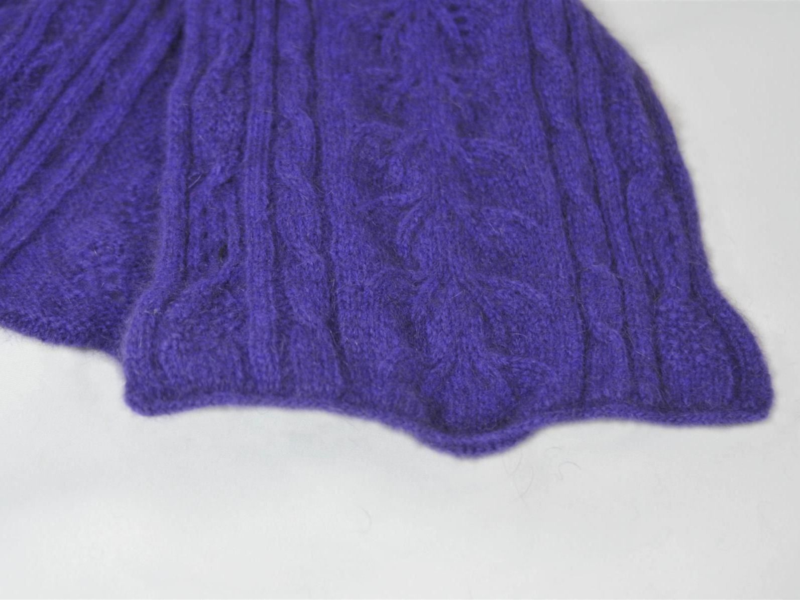 Foulard & Sciarpe: Possum Halstuch Ajour-Muster violett – Nuovo e nell'imballaggio originale da Zollikofen venduto da marys-choice 1