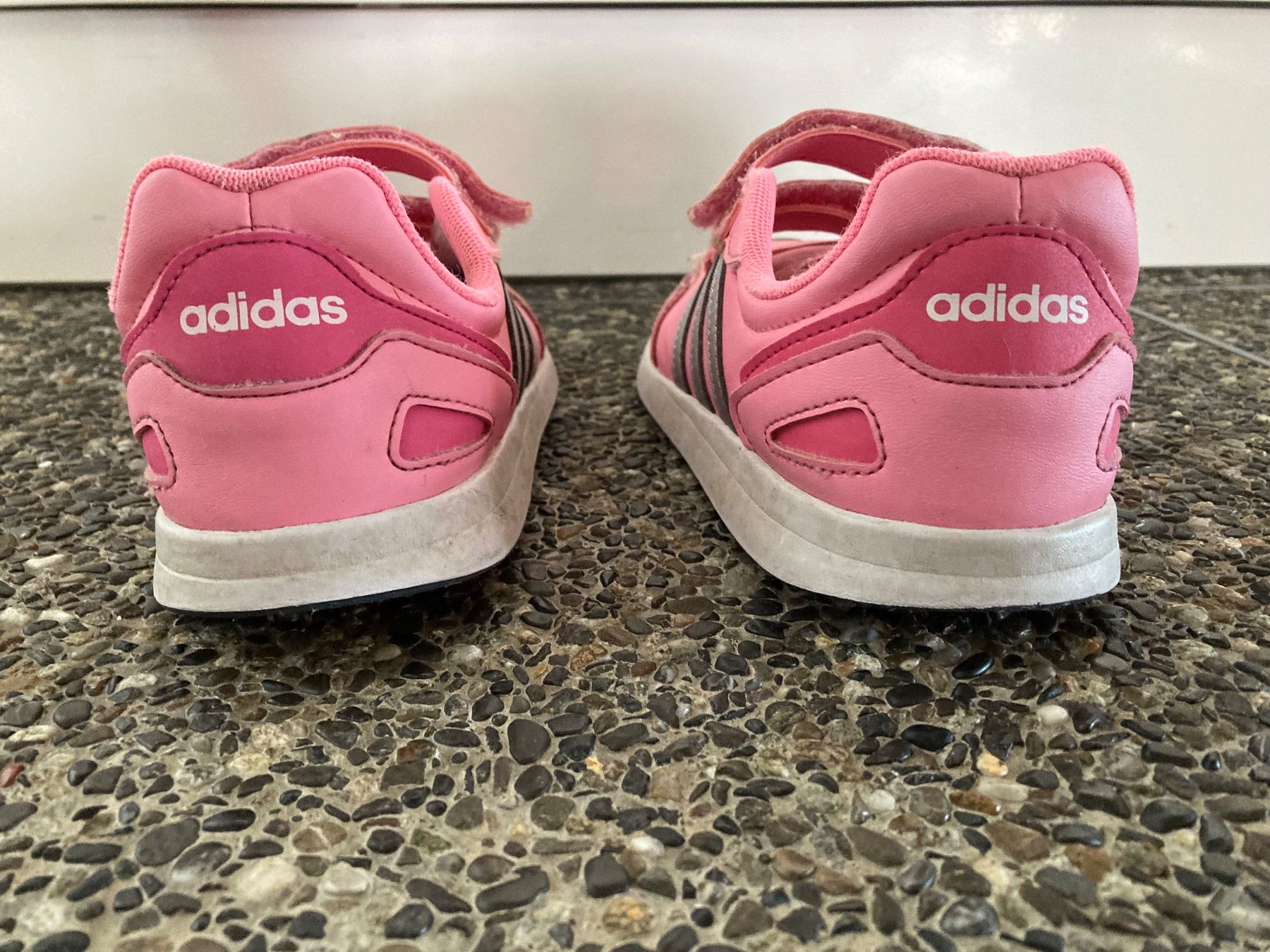 Adidas Scarpe per ragazze: Sneakers, Turnschuhe, Adidas, Gr. 35 – Usato da Aetingen venduto da Nadinsky 3