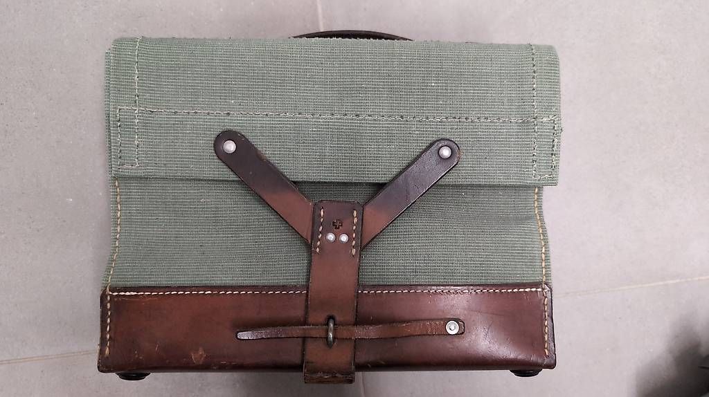 Borse: Sacoche militaire vintage – Usato da St. Silvester venduto da ValentinD 2