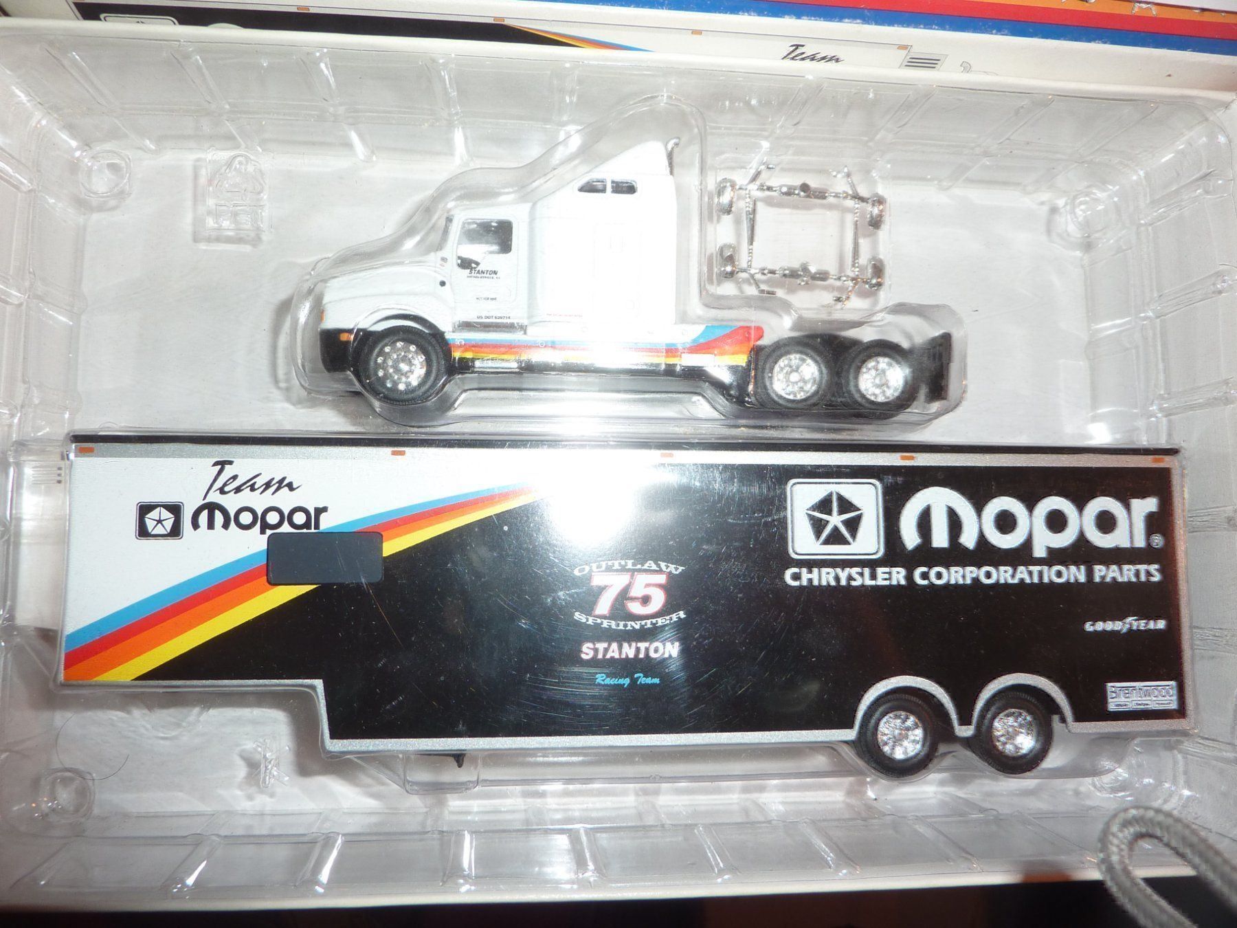 Kits de montage: MOPAR SET – Neuf avec emballage d'origine à Balsthal par bouteliee 1