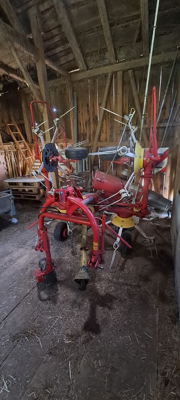 Toutes les machines: Pöttinger Kreiselheuer – D'occasion à Oberhelfenschwil par Fiat1880 2