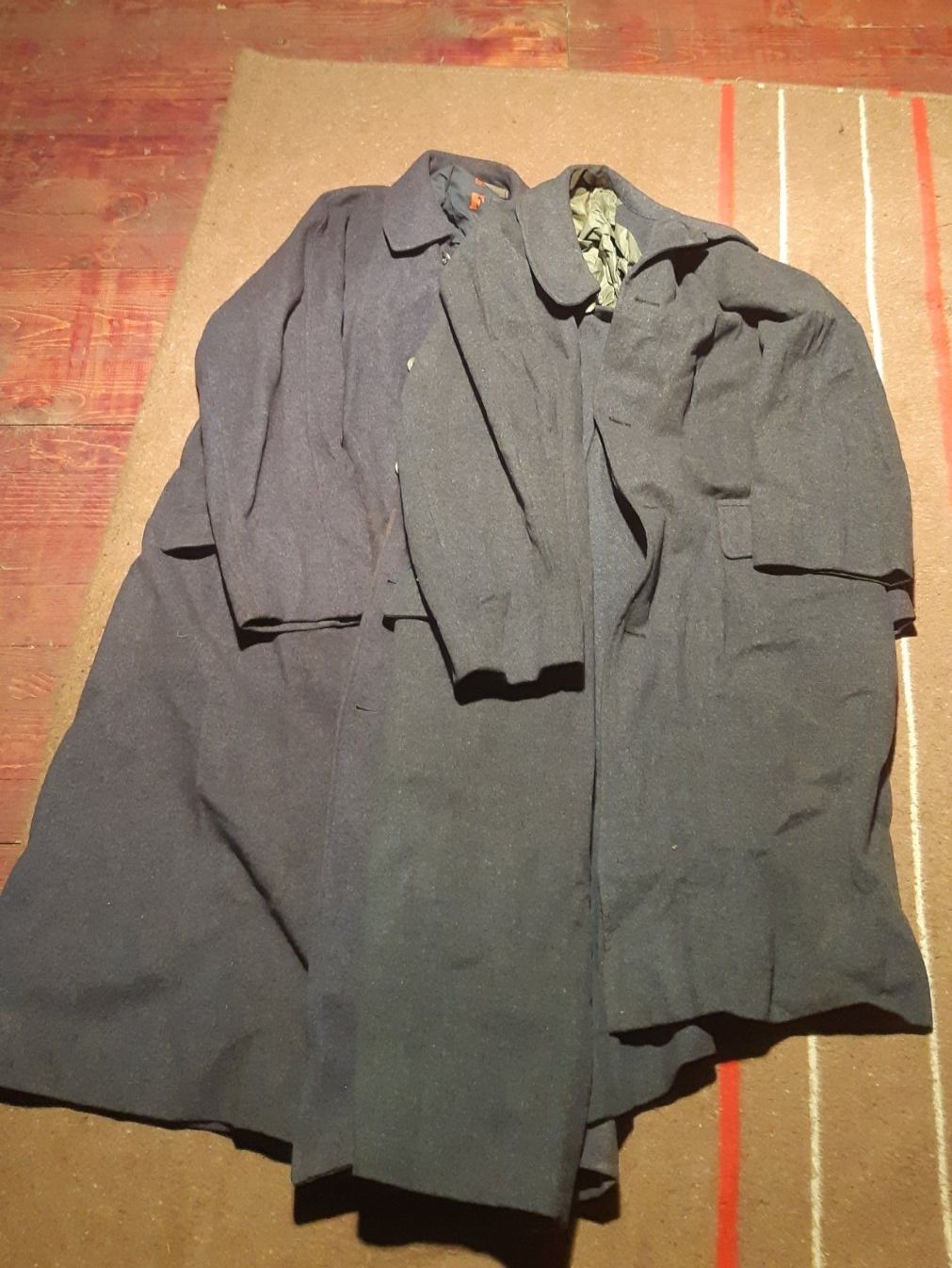 Schweizer Armee Uniformi: 2x Manteau DAP 1940 taille 46 – Usato da Chésopelloz venduto da Toino95