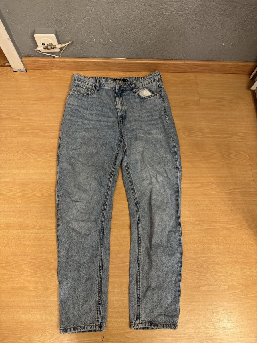 Jeans: Mom Jeans  – Gebraucht aus Niederurnen von Salome.r02