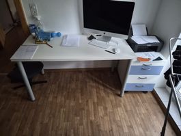 Schreibtisch weiss mit Rollkorb 3 Schubladen gebraucht