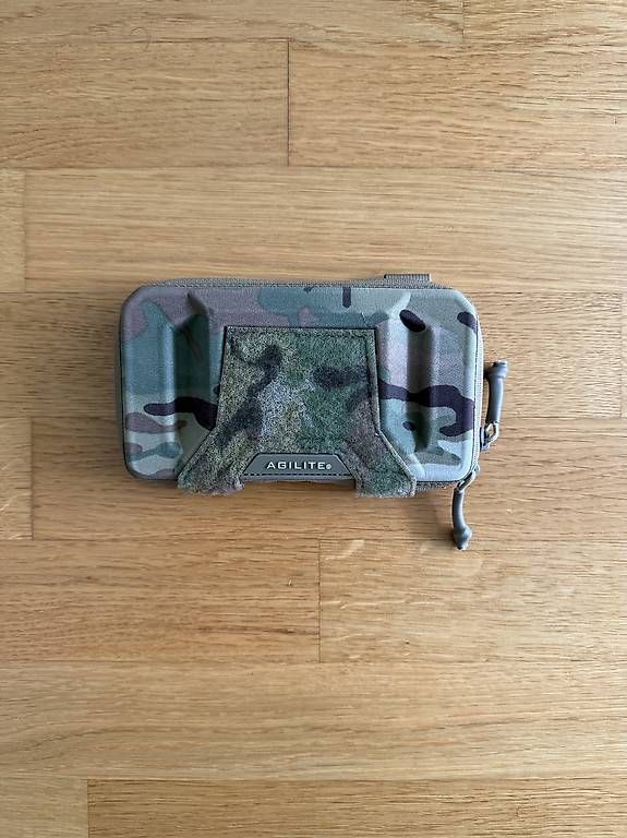 Uniformi: Agilite Battleshell Universal EUD/Phone Pouch in Multicam – Usato da Emmen venduto da iam_kosti