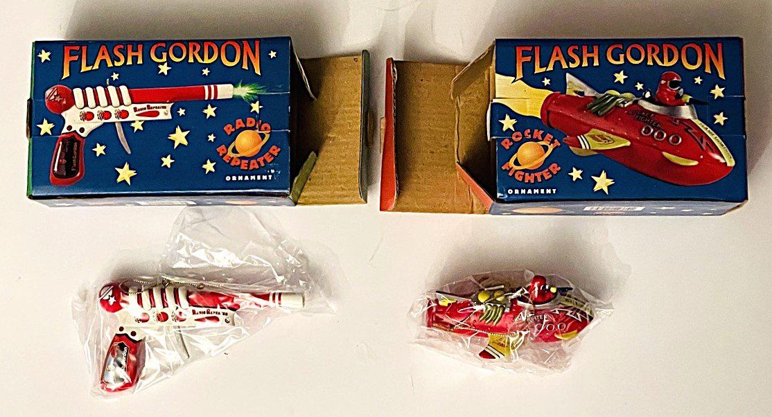 Tutte le decorazioni: Flash Gordon Weihnachtsbaumschmuck, 2er Set, Neu! – Nuovo (secondo la descrizione) da Duggingen venduto da nad_6yzh