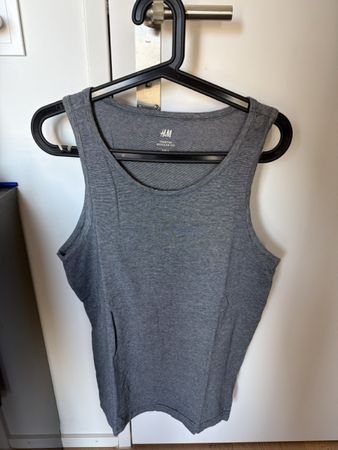 H&M Sport Tank Top Grau, Grösse S, Top Zustand für Sport!
