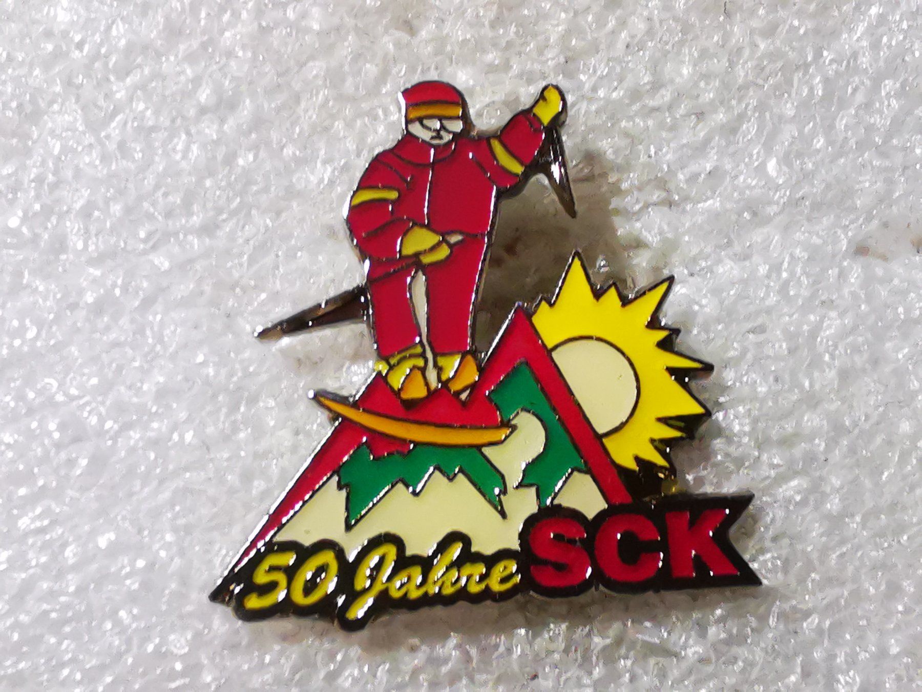 Placchette & Badge: Ansteckpin 129: 50 Jahre SCK – Usato da Oppligen venduto da Pin-Fall-Shop