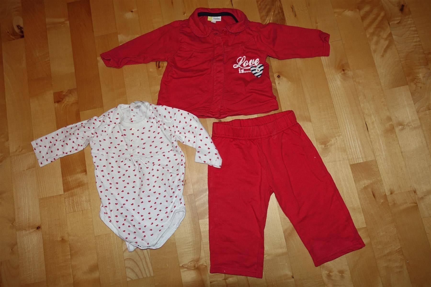 Lotti & Set di vestiti: Ensemble rot / Gr. 62 Hose Jäggli Body – Usato da Aesch ZH venduto da Goonies_1