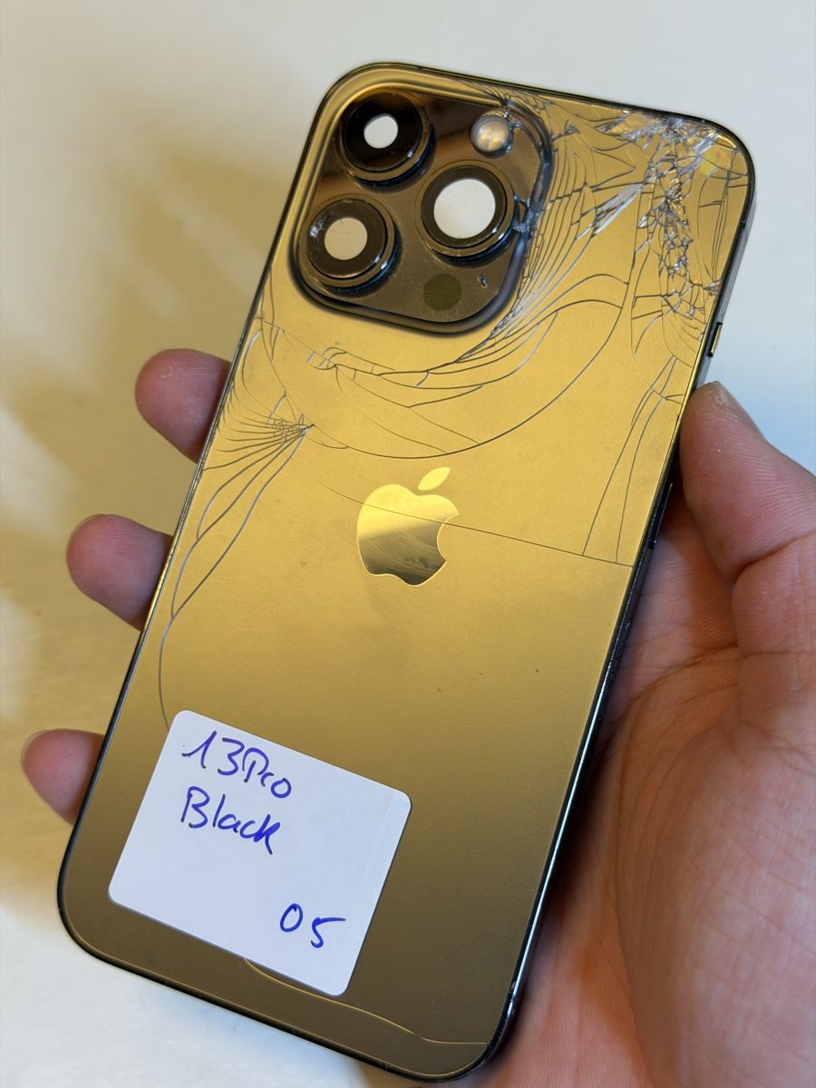 Apple Portables: iPhone 13Pro Gehäuse  – Défectueux à Chur par beverlyone 2