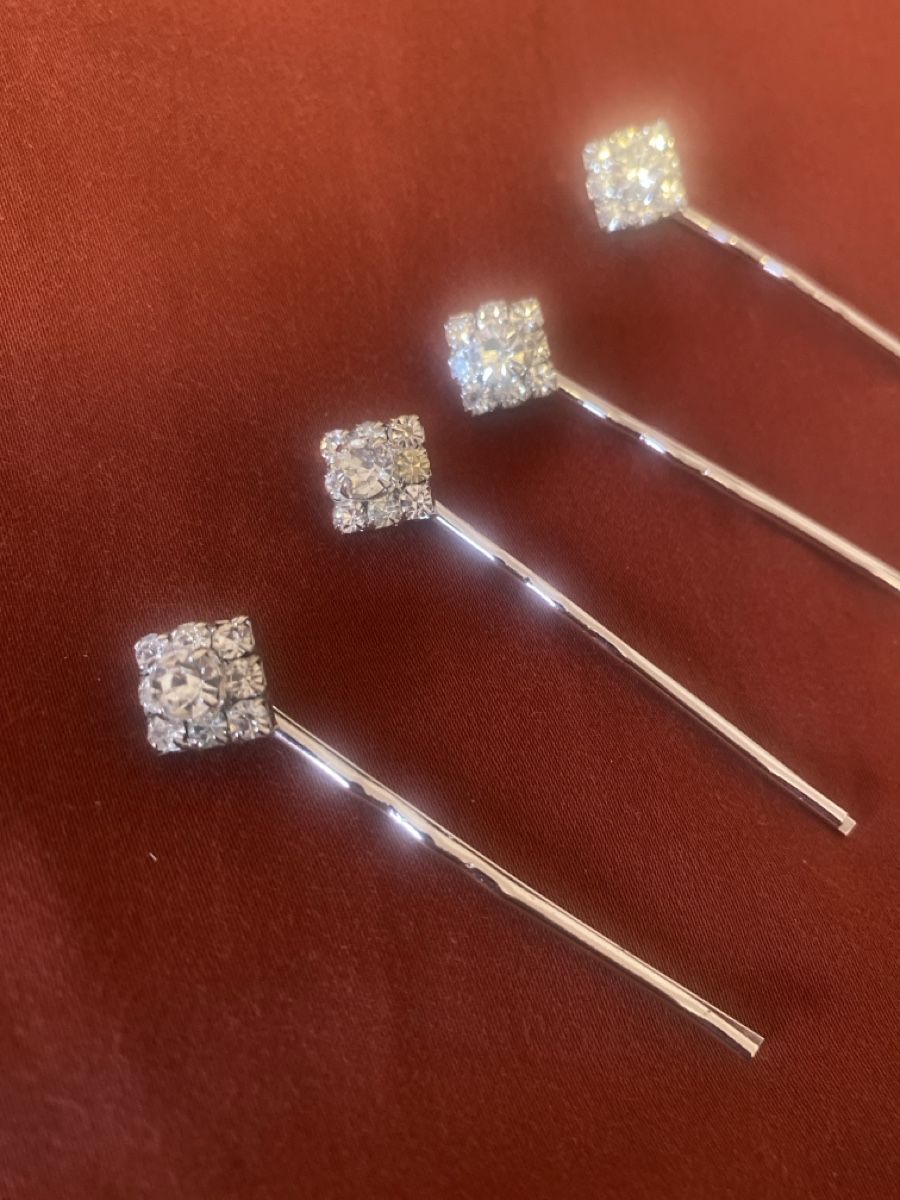 Accessoires pour cheveux: Haarnadeln mit Strass, 4 Stk. – Neuf avec emballage d'origine à Erlenbach ZH par renata-c 1