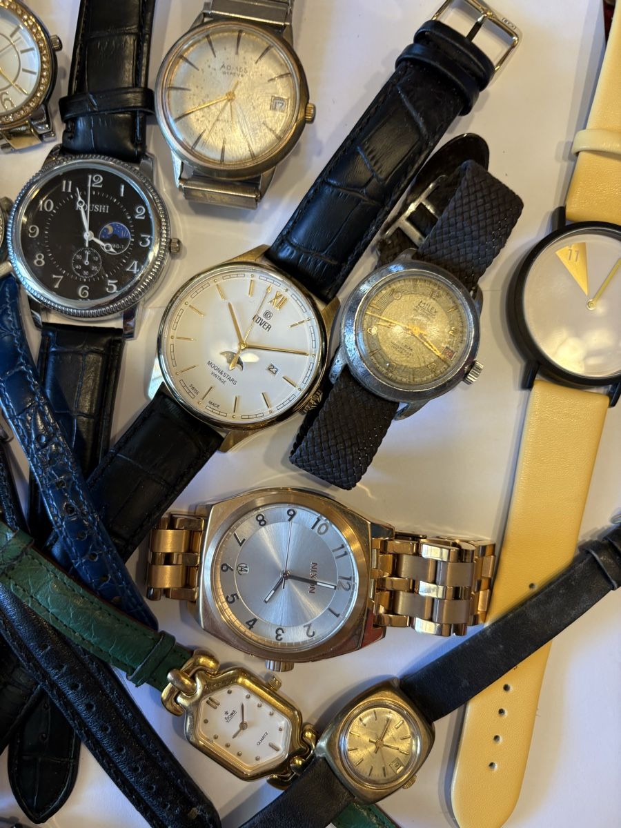 Montres: Uhren Lot 18stuck  – D'occasion à Murten par Tzaugg 2