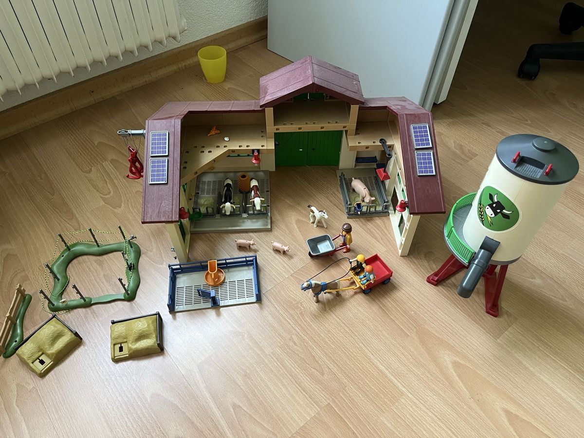 Playmobil Spielzeuge: Ferme Playmobil – Gebraucht aus Saxon von Kwik25