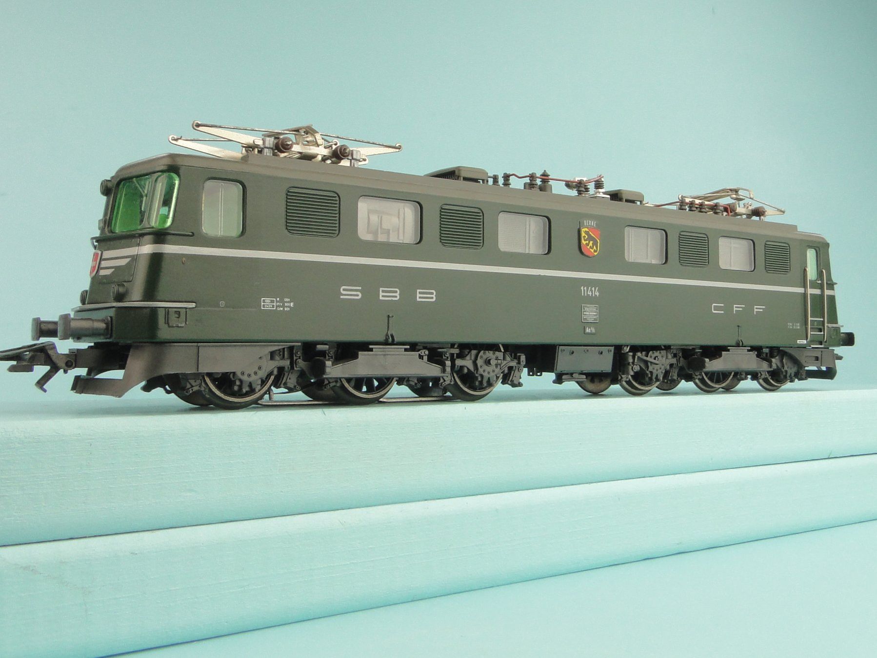 Märklin Modelleisenbahnen: Märklin 3338 Ae 6/6 Bern, DIGITAL 6 PIN – Gebraucht aus Bülach von cann11 7