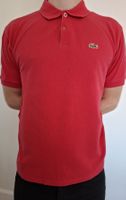 Polo Lacoste rouge,
