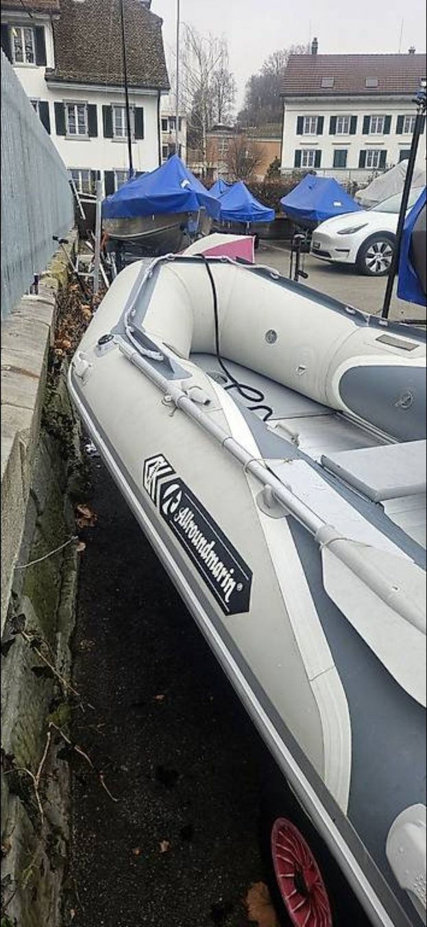 Boote: Schlauchboot mit 8PS Motor – Gebraucht aus Hombrechtikon von Dijoet 3