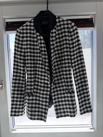Blazer Zara Basic Hahnentrittmuster Schwarz Weiss Groesse XS