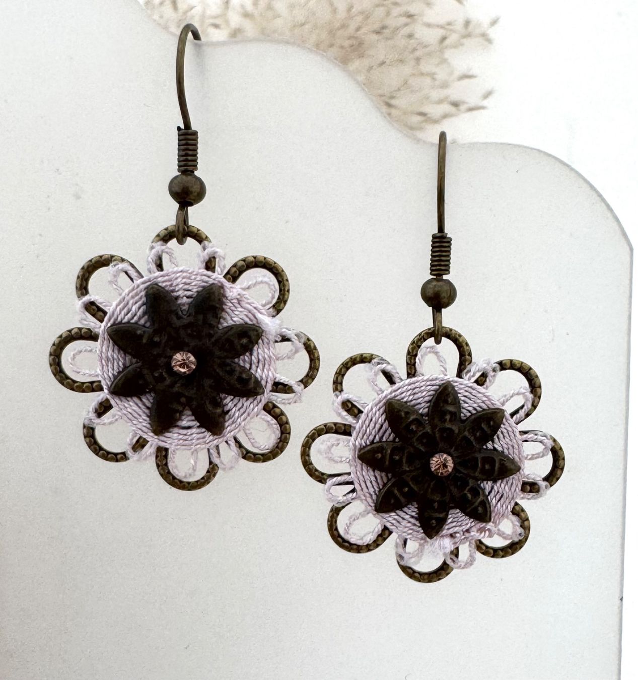Ohrringe & -stecker: Bronze Spitzen Ohrhänger Messing Rosa - Ohrringe Neu – Neu (gemäss Beschreibung) aus Goldach von byBigo 2