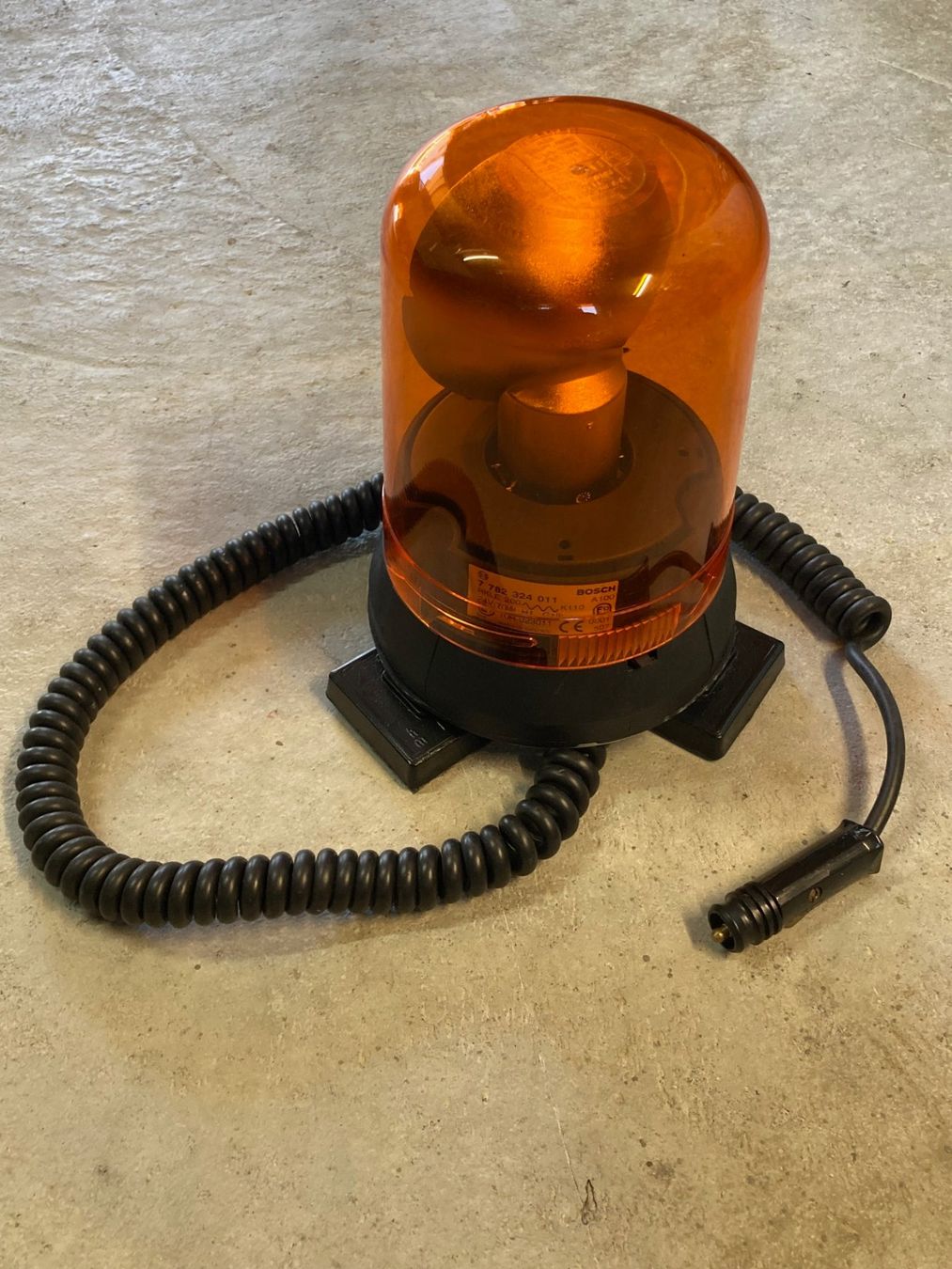 Bosch Lampade: Drehlicht Bosch 12-Volt mit Magnetfuss – Usato da Appenzell Meister. venduto da Brandfuchs1