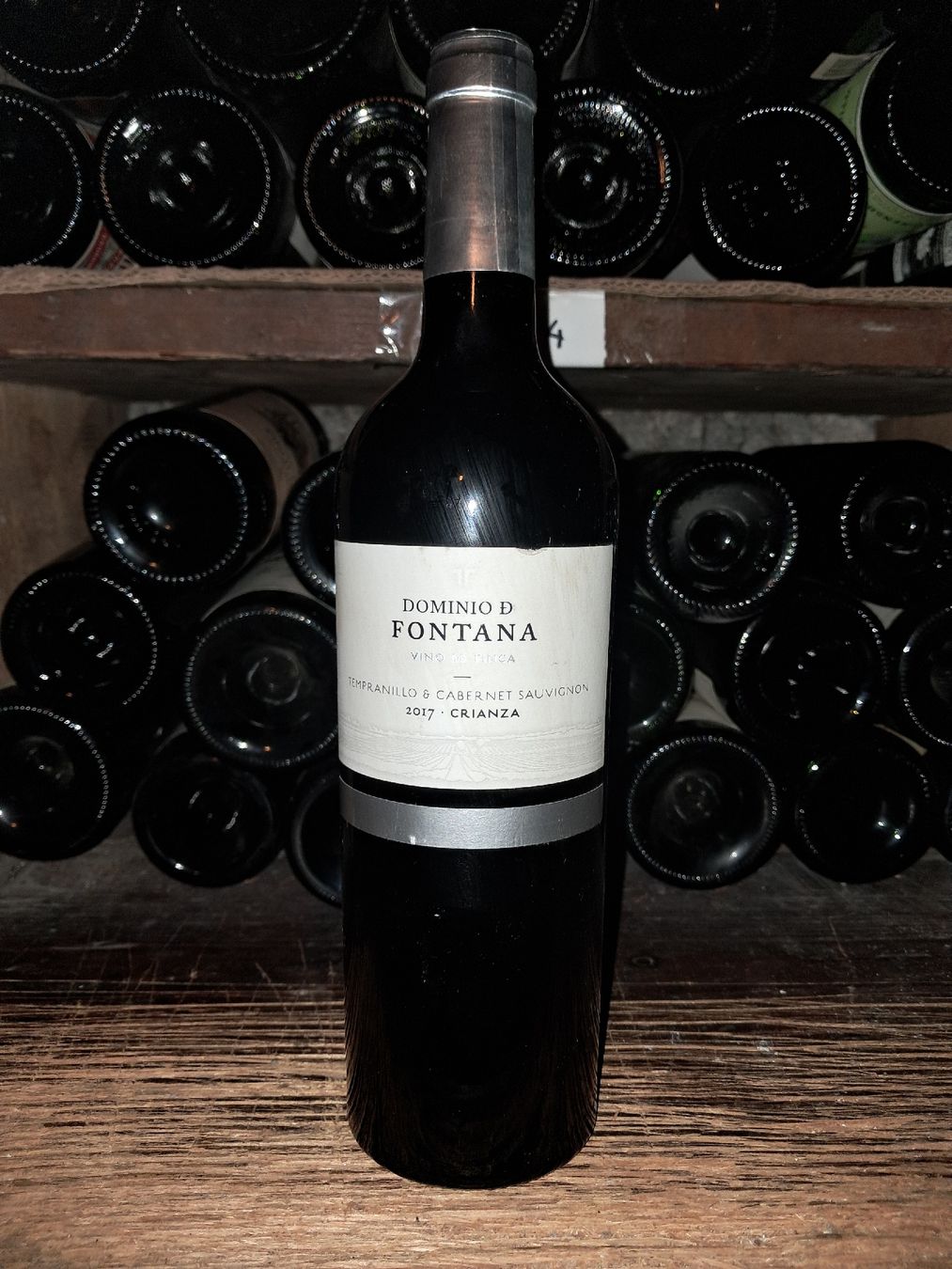 Vino: Dominio de Fontana Crianza 2017 – Nuovo e nell'imballaggio originale da Le locle venduto da juliensaran