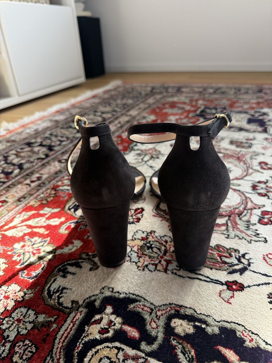 Scarpe da donna: Neu! Stuart Weizmann Suede Heels – Nuovo e nell'imballaggio originale da Luzern venduto da Itsclaire 2