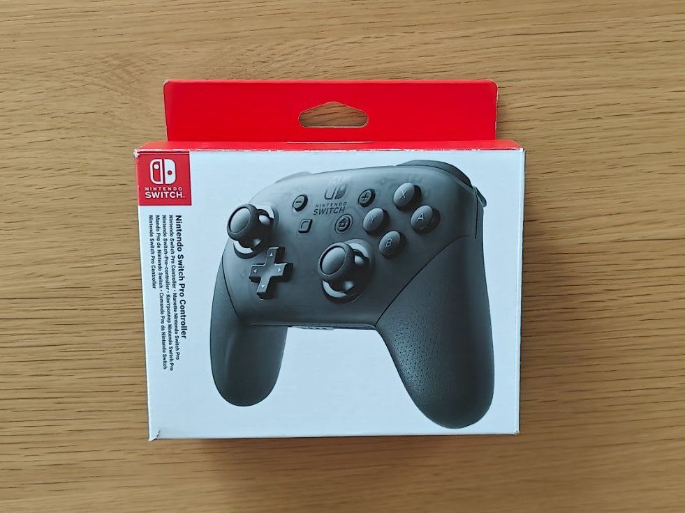 Nintendo Switch Pro Controller (Excellent Condition) (Gebraucht) in ...