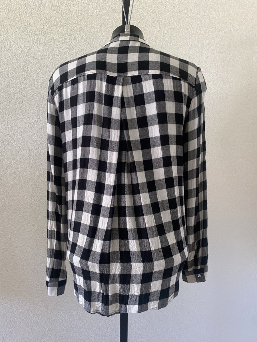 Camicette: Bluse mit schwarz-weiss Karomuster, Grösse S – Usato da Birmenstorf AG venduto da Midget0 1