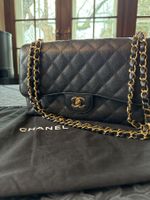 Chanel 2.55 Classic Flap Bag Schwarz Gold Leder Vintage