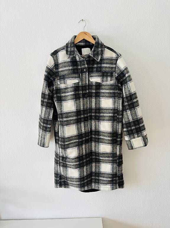 H&M Cappotti: Mantel H&M Gr. S/36 – Usato da St. Moritz venduto da LadinaJ
