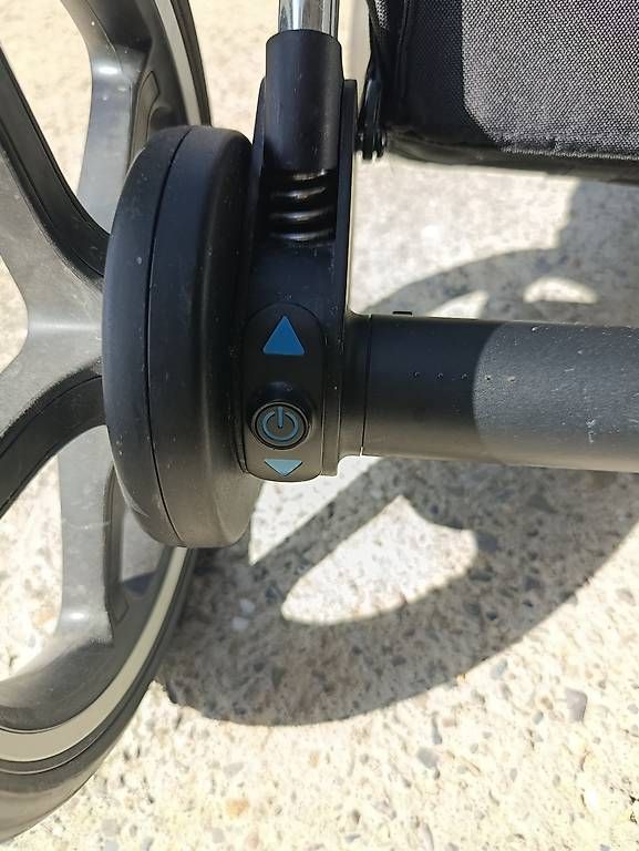 Cybex Carrozzine: Poussette electrique cybex e priam – Usato da Romont FR venduto da Nikki.Nyx 2