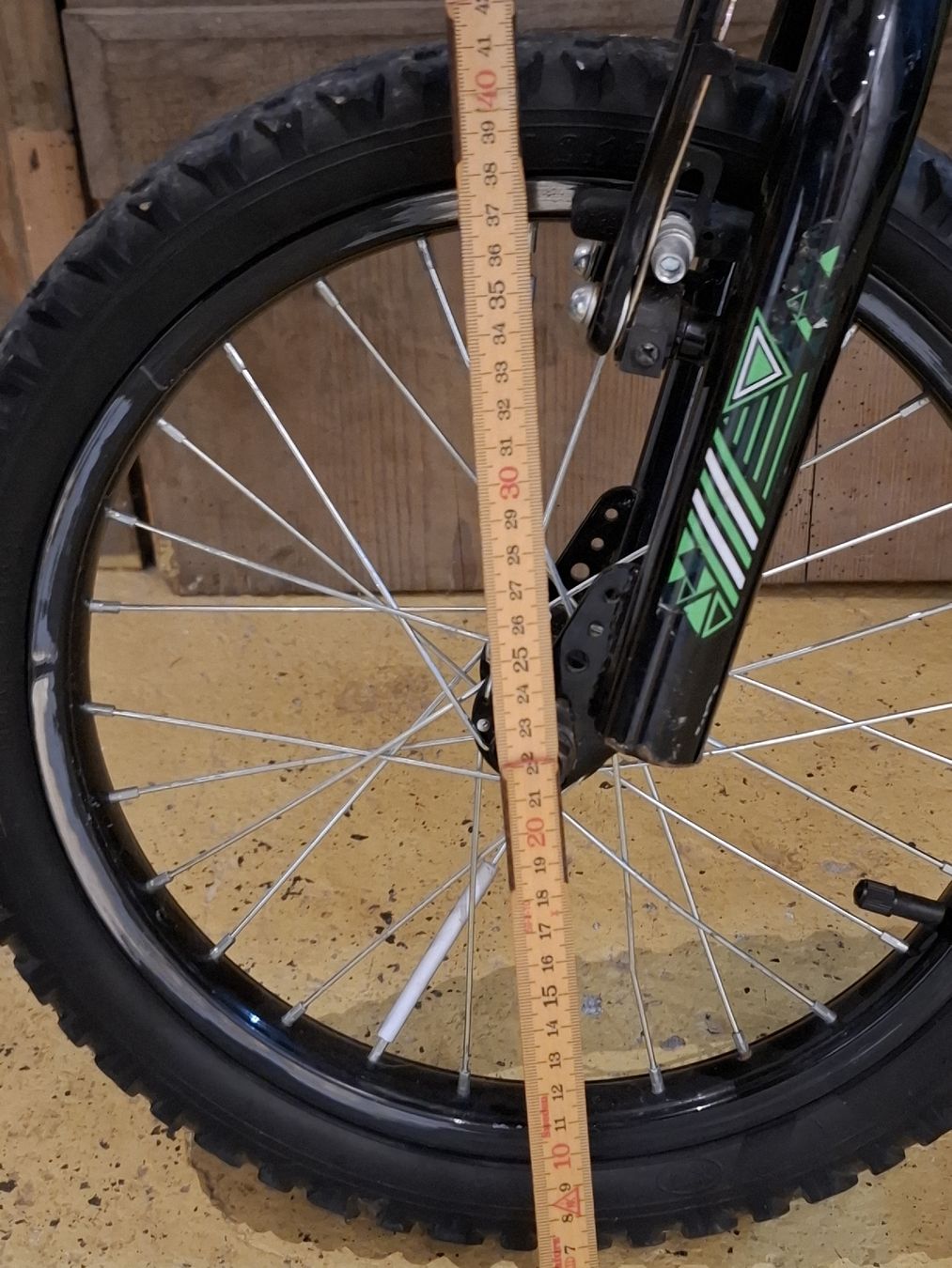 Kawasaki Biciclette: Kawasaki Kinderfahrrad – Usato da Stäfa venduto da UH82 3