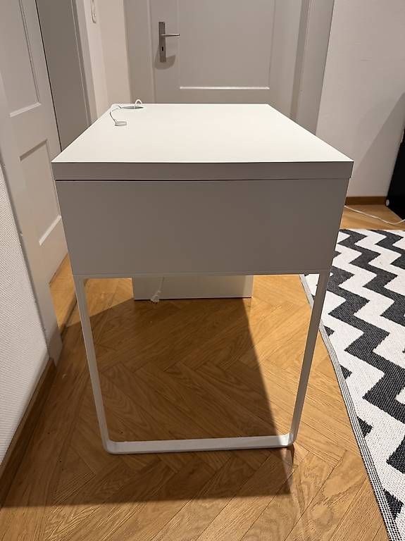 Ikea Schreibtische: IKEA MICKE Schreibtisch weiss – Gebraucht aus Zürich von kil_22my 3