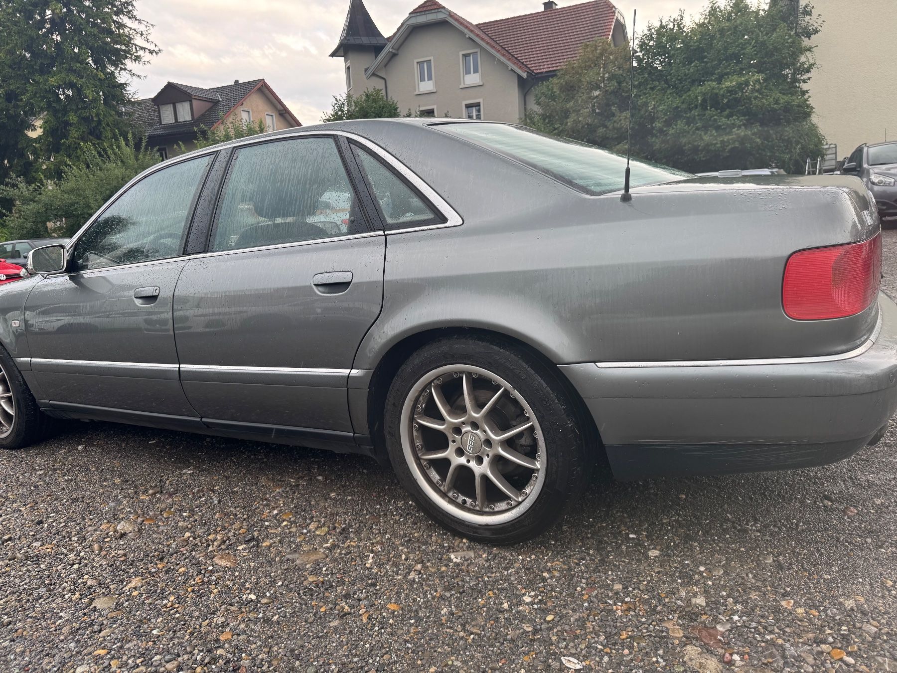 Audi Automobili: Audi S8 4.2 – Usato da St. Gallen venduto da AutoSG 9