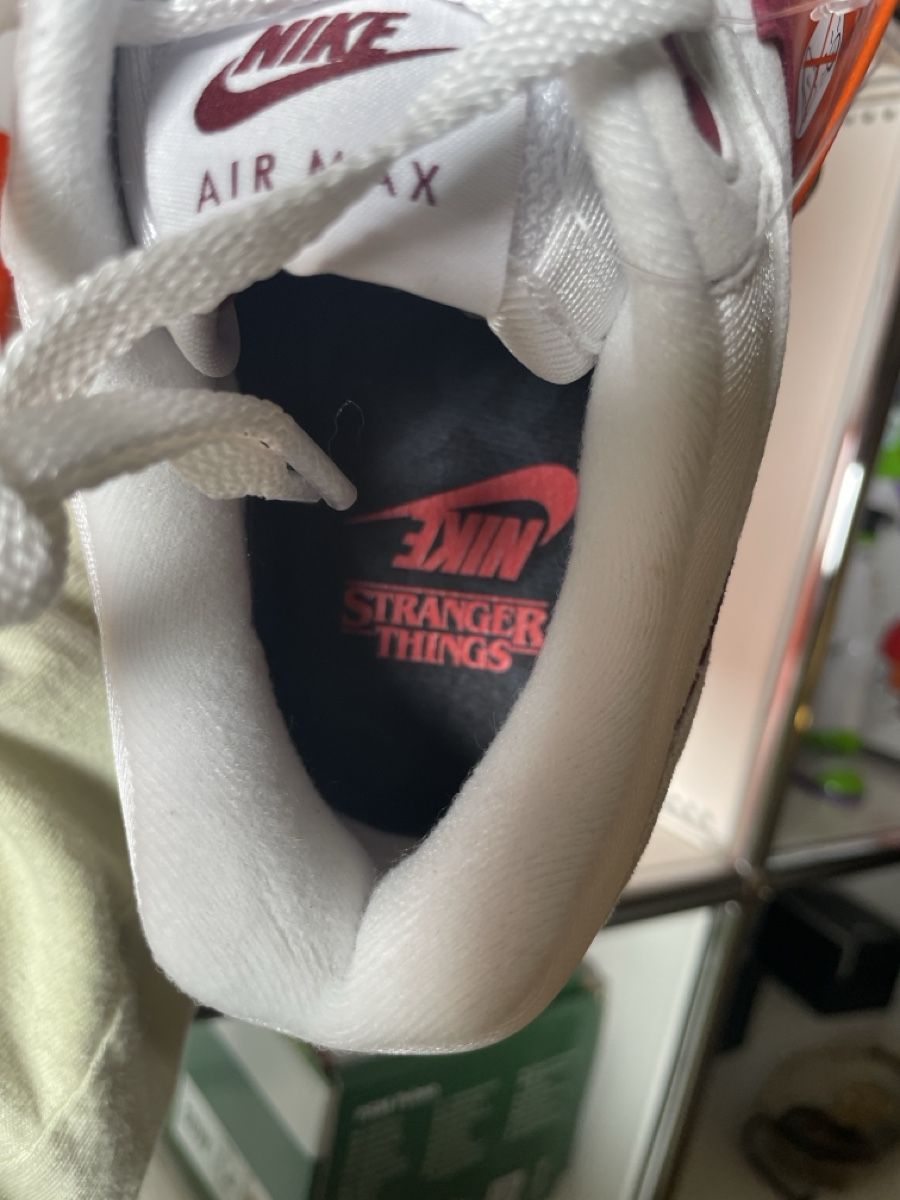 Nike Scarpe da uomo: Stranger Things Air Max 1 / eu44 – Nuovo e nell'imballaggio originale da Wittenbach venduto da therealmoonstone 2
